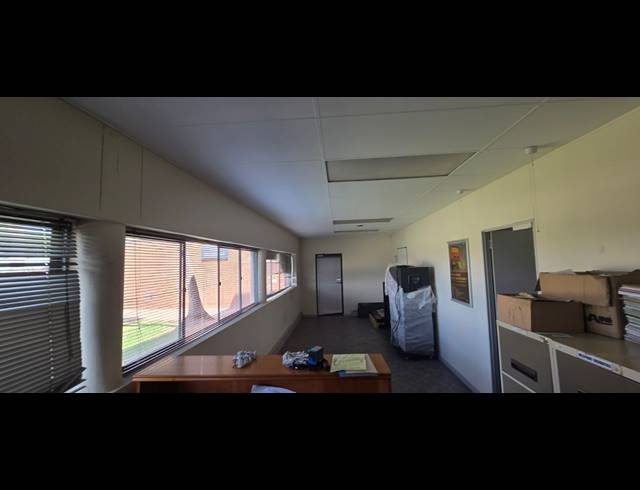 470M² OFFICE TO LET IN NELSPRUIT CENTRAL